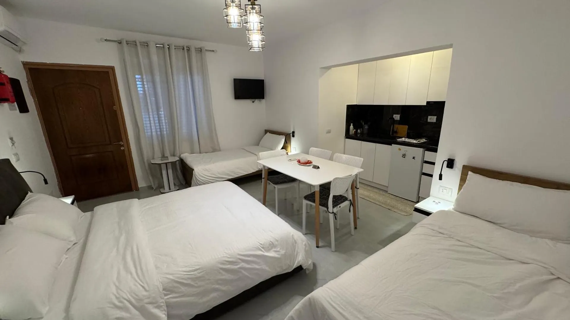 Private Villa Aras 2 - Luxury & Elegance Apartments Vlore 0*,  Albania